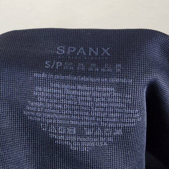 Spanx Look at Me Now Seamless Moto Leggings sz S - Picture 6 of 6